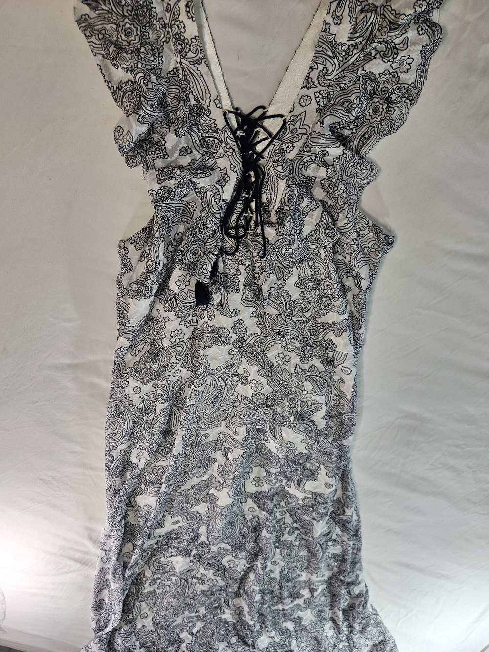 Badgley Mischka Black and White Paisley Lace-Up Maxi Dress - 12